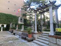 В Вальядолиде дописывал последние главы бессмертного Дон-Кихота Сервантес. Здесь есть дом-музей с очень приятным двориком.