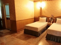 13 Coins Resort Bangna