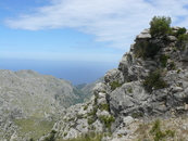 Спускаемся к бухте La Calobra.