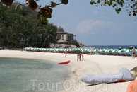 Ещё один вид пляжа острова Ко Нанг Ян.