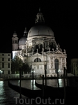 Santa Maria della Salute. Вид через Большой канал с веранды отеля.