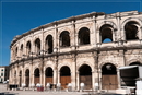 Нимский амфитеатр, построенный во второй половине первого столетия нашей эры, занимает только двадцатое место по размерам среди римских амфитеатров, дошедших ...