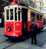 Красный трамвайчик. Фото на память и на счастье)