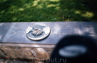 Памятная плита о прошедшей в городе Олимпиаде