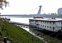 Botel Marina