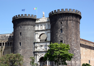Кастель-Нуово (Castel Nuovo; . «новый замок»), также Маскио Анджоино (Maschio Angioino), — замок, возведённый королём Карлом Анжуйским  в 1279 году.