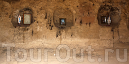 храм в катакомбах под Пафосом
