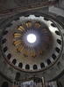 Купол над Кувуклией в Храме Гроба Господня.