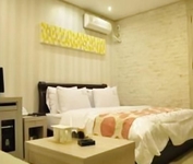 Goodstay Lanuit Hotel