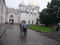 Главный Собор  Новгородского Кремля - Собор  Софии Премудрости  Божией (Софийский  Собор), В 1045-1050 годах построен  по  заказу  новгородского  князя ...