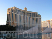 знаменитый фонтан Bellagio