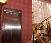 Broadway Hotel