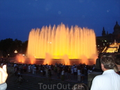 площадь Эспанья (Placa d'Espanya)
Magic Fountains