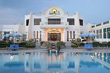 Days Inn Gafy Resort