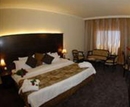 Фото Sun Hills Suites Hotel Maameltein