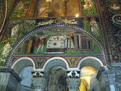 Равенна, Basilica di San Vitale