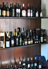 В дегустационном зале винного производства в городе Ковилья. Там много таких шкафов!
