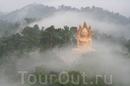 Храм Wat Bang Riang