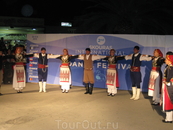 Фольклорный фестиваль в Ханиоти. Выступление греческого коллектива.