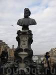Бенвенуто Челлини на мосту Ponte Vecchio.