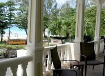 Southern Surf Beach Apartments