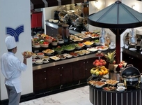 Queen Center Arjaan Suites by Rotana