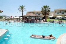 Zorbas Beach Hotel