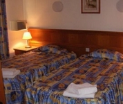 Dragonara Court