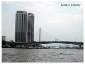 Вид на один из мостов через Чао Прайя.