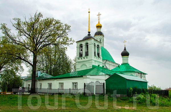 Белокаменная Спасо-Преображенская церковь