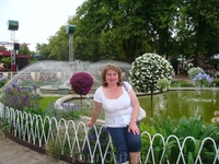 Фонтаны и цветы в парке