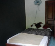 Halolao Backpackers