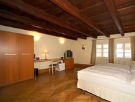 Charles Bridge Residence