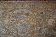 Монастырь Ташилунпо был возведен в 1447 году на холме, где ранее располагалась крепость, недалеко от центра города. Полное название монастыря с тибетского ... Монастырь Ташилунпо был возведен в 1447 году на холме, где ранее располагалась крепость, недалеко от центра города. Полное название монастыря с тибетского ...