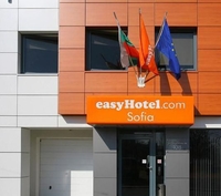 Фото отеля easyHotel (изи Хотел)