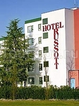 Russott Hotel