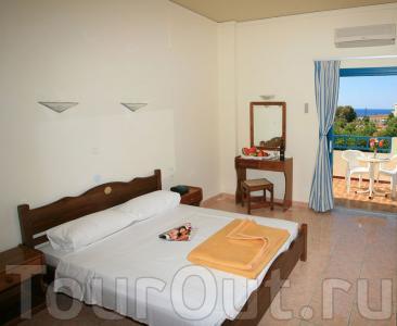 Cretan Filoxenia Beach Hotel