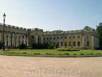 Александровский дворец и парк в Пушкине