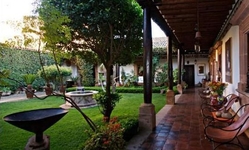 Casa de la Real Aduana Boutique Hotel