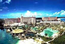 Atlantis Paradise Island Resort (Royal Tower)