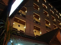 Фото отеля Douangdeuane Hotel