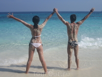 Песок такой белый, что хотелось просто измазаться им и уснуть Песок такой белый, что хотелось просто измазаться им и уснуть