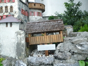 Это Лихтенштейн в миниатюре.