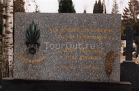 Памятник на могиле русских солдат Иностранного легиона, сражавшихся за Францию на фронтах Первой и Второй Мировых войн