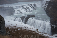 Gullfoss-великолепный,впечатляет своей мощью