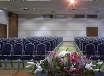 Maestral Resort and Casino