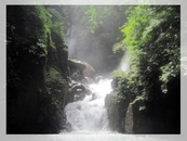 По дороге на Ко Чанг заезжали в национальный парк Namtokphlio в провинции Чантабури с чудесным водопадом.