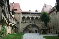 Замок в пригороде Вены.
