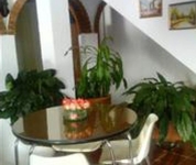 Hotel Abril