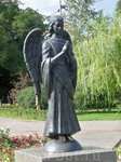 Ангел-Хранитель  в парке имени Саши Филиппова,партизана,героя войны.
